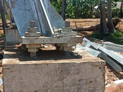 Torre de telecomunicação cantoneira quadrada
                            60m