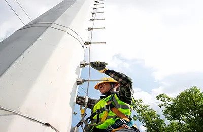 Poste metálico para telecomunicação 35m