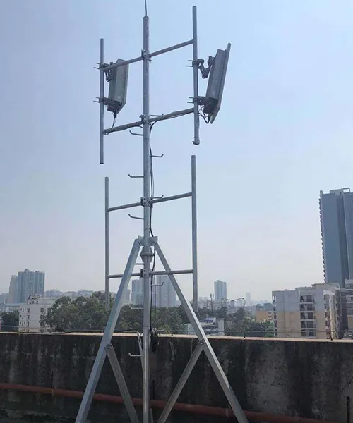Torre de telecomunicação rooftop